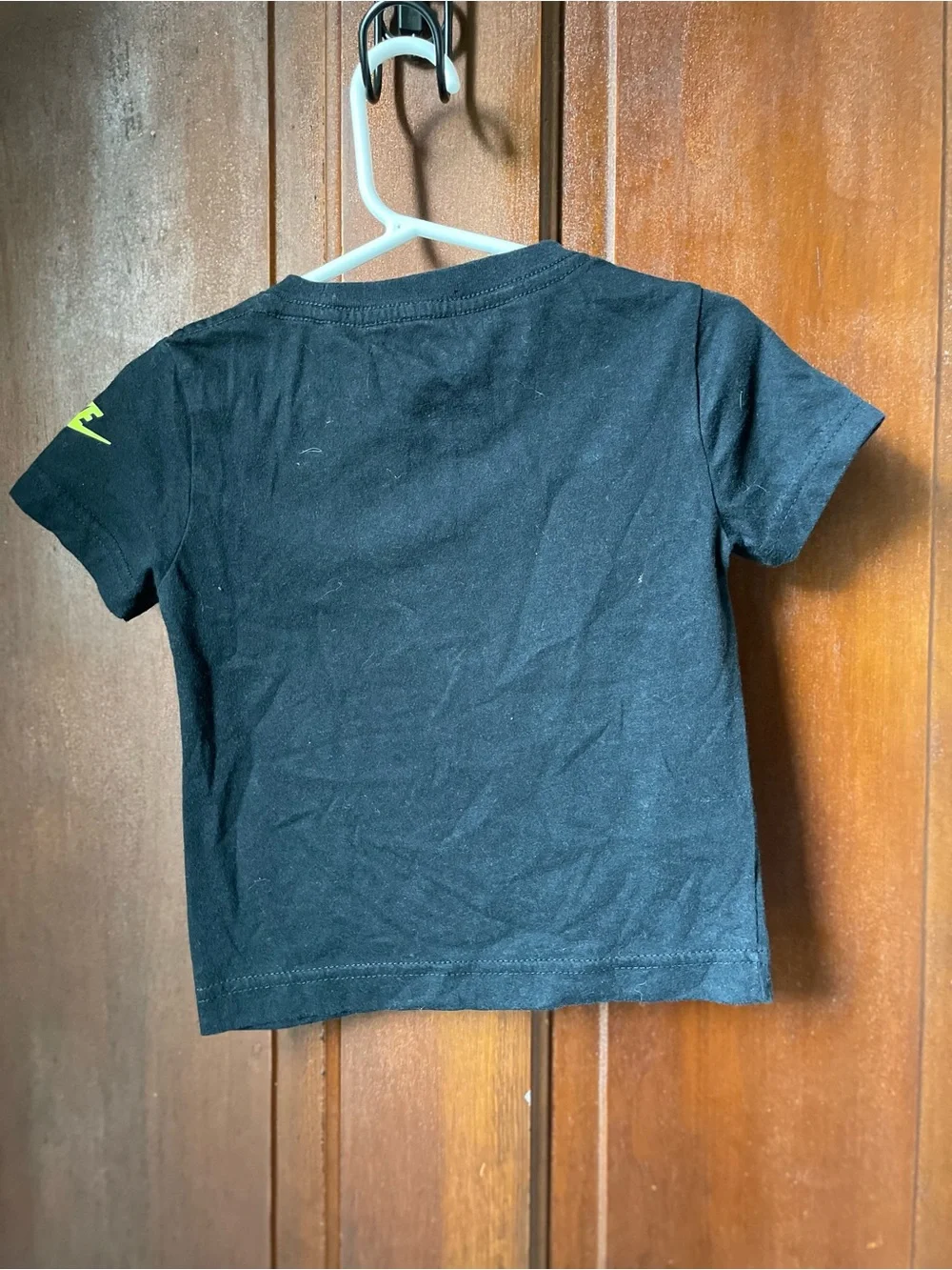 Nike boys 2T short sleeve black shirt